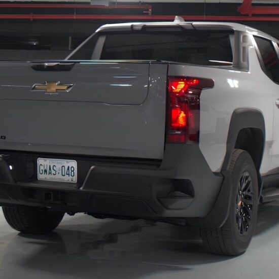 Silverado EV – WT